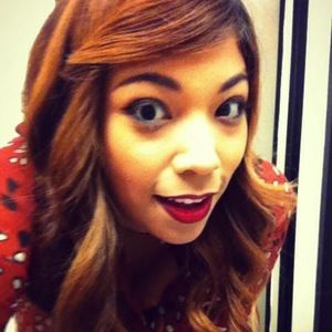 Meet your Posher, Roxana